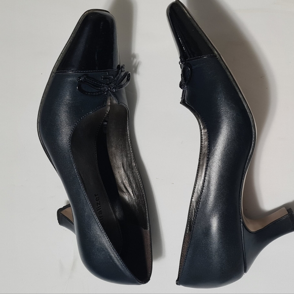 Naturalizer Leather Pumps Navy Blue Valarie Cap Toe 2.5” Heel Size 7.5W - Picture 5 of 14
